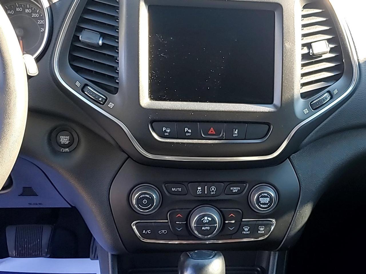 2023 Jeep Cherokee Trailhawk 4X4 Photo