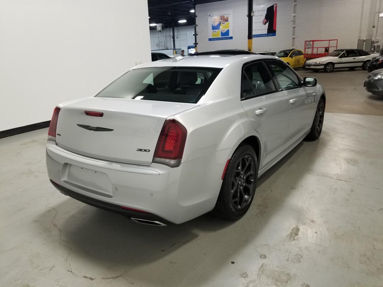 2023 Chrysler 300 Touring-L 4dr All-Wheel Drive Sedan Photo