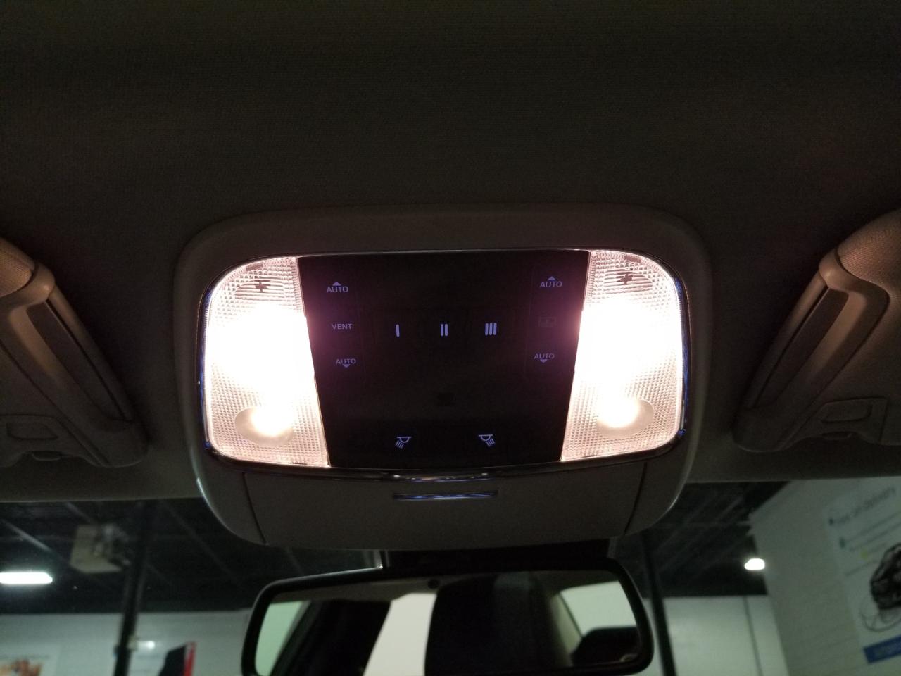 2023 Chrysler 300 Touring-L 4dr All-Wheel Drive Sedan Photo