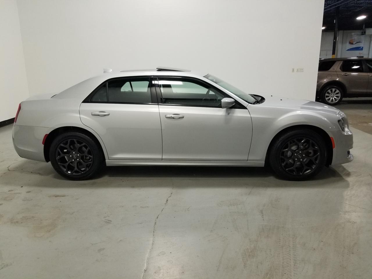 2023 Chrysler 300 Touring-L 4dr All-Wheel Drive Sedan Photo