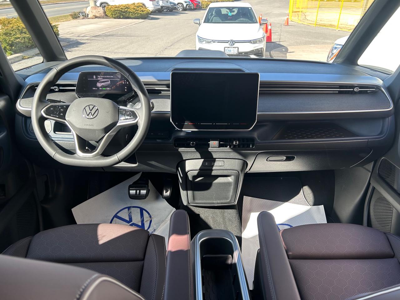 2025 Volkswagen ID. Buzz 1st Edition 4dr All-Wheel Drive 4MOTION Photo