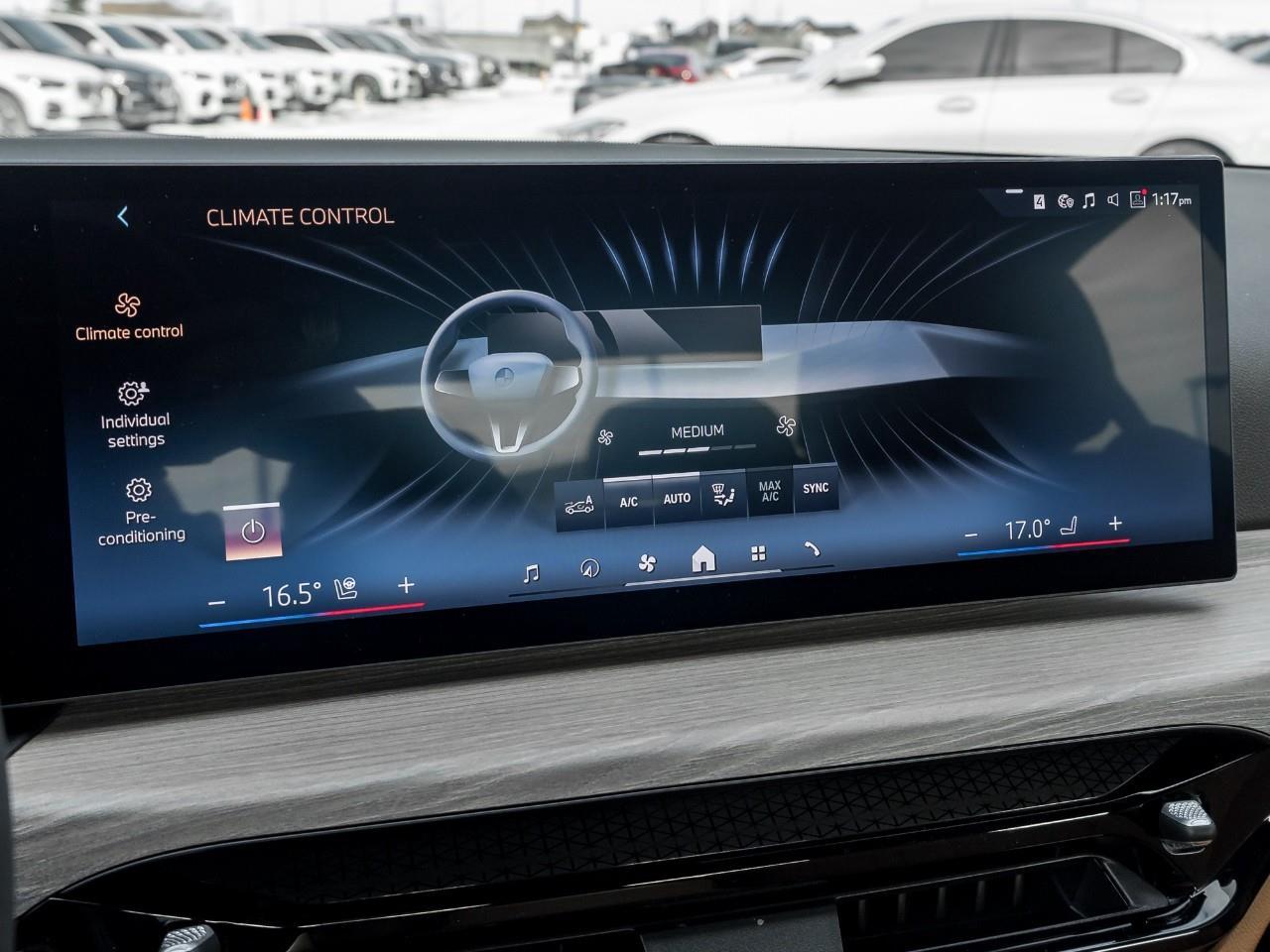 2025 BMW 330 i xDrive 4dr All-Wheel Drive Sedan Photo