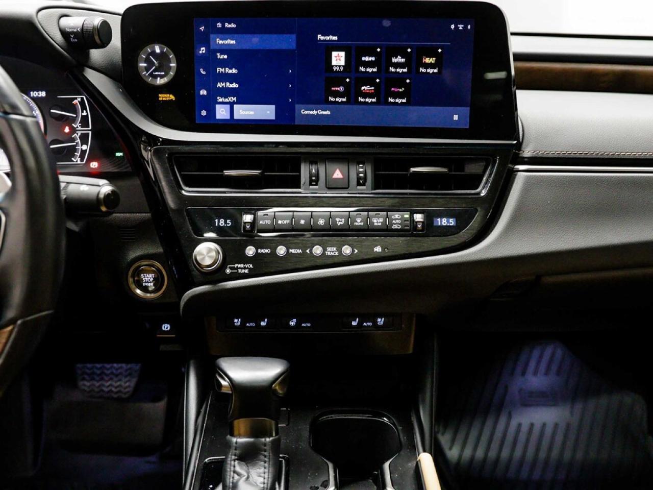 2023 Lexus ES  Photo