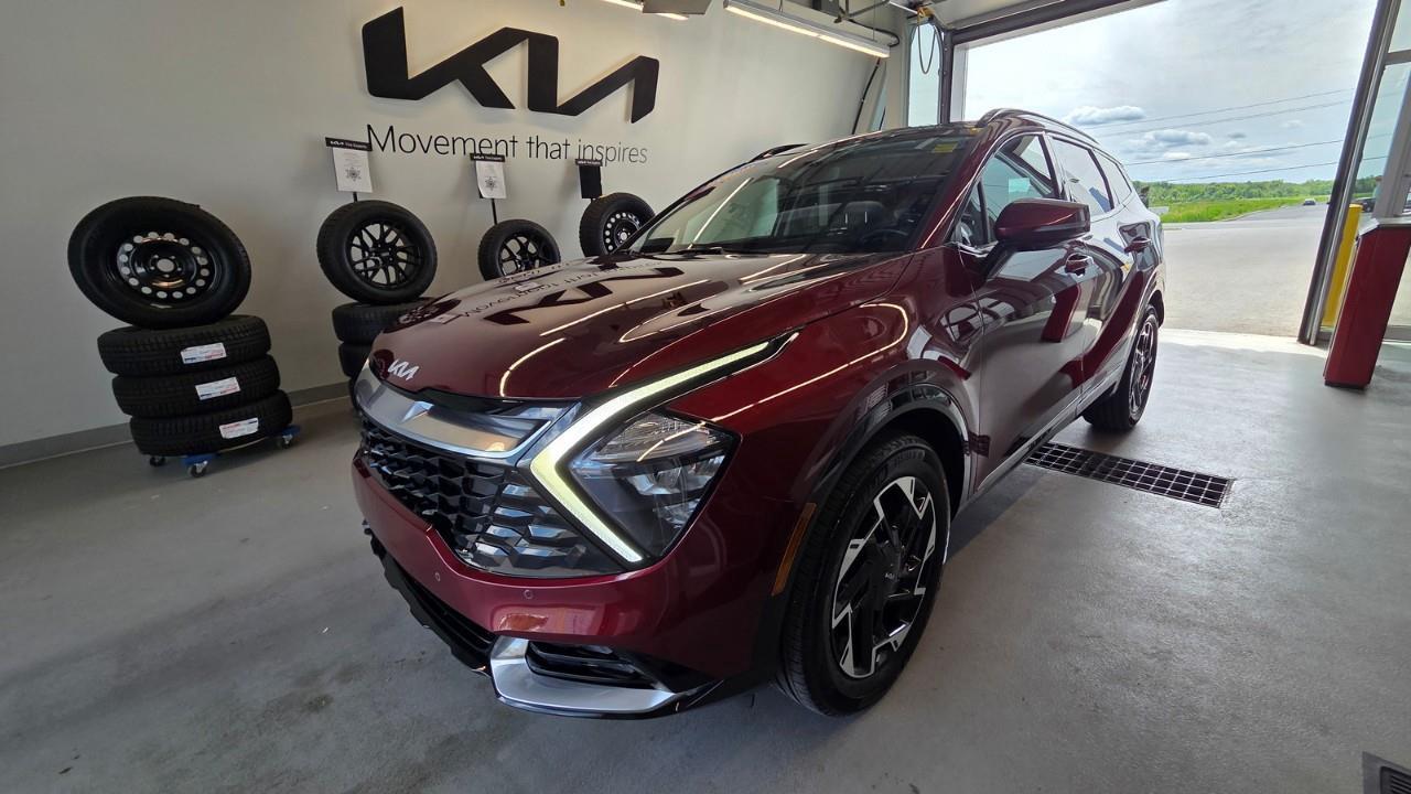 2023 Kia Sportage Plug-In Hybrid EX Premium 4dr All-Wheel Drive Photo