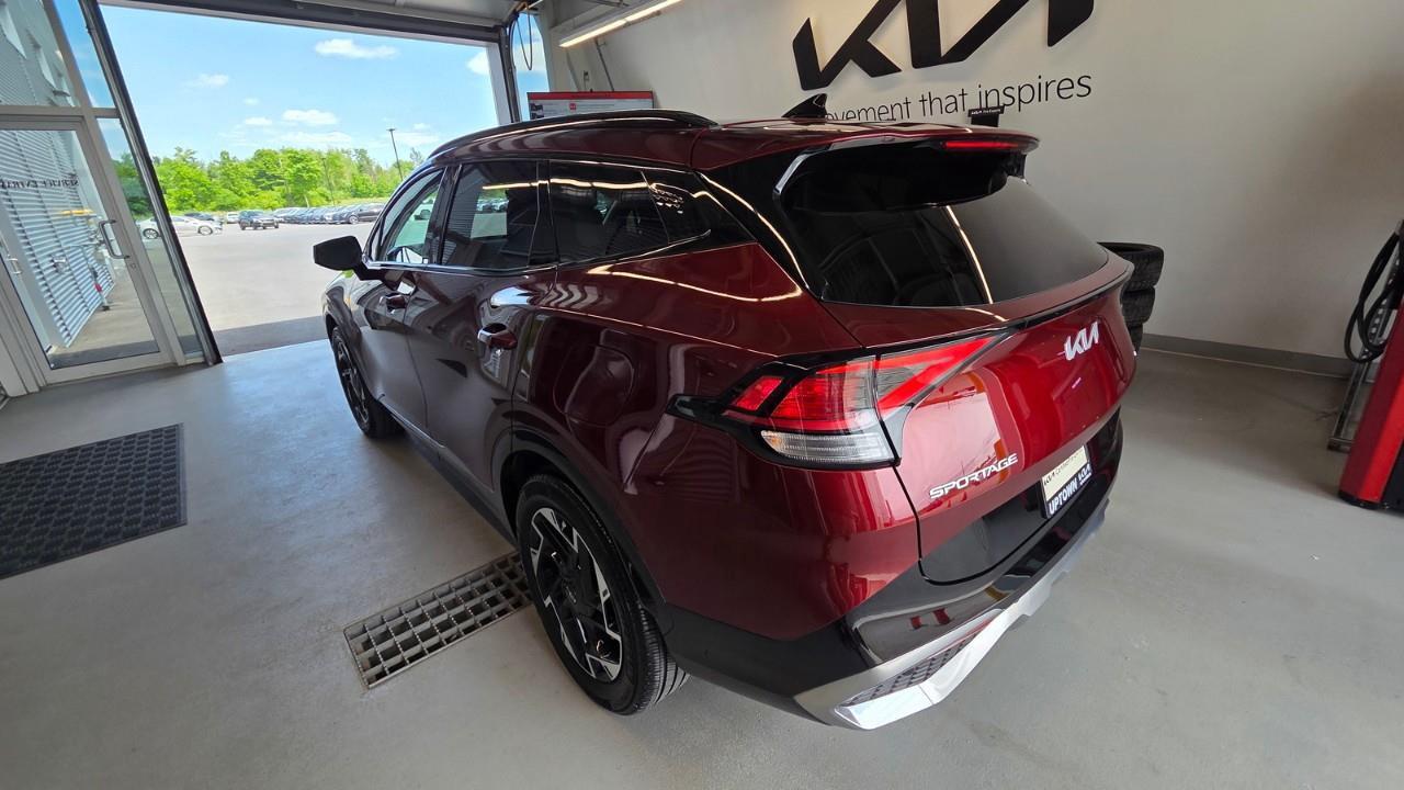 2023 Kia Sportage Plug-In Hybrid EX Premium 4dr All-Wheel Drive Photo