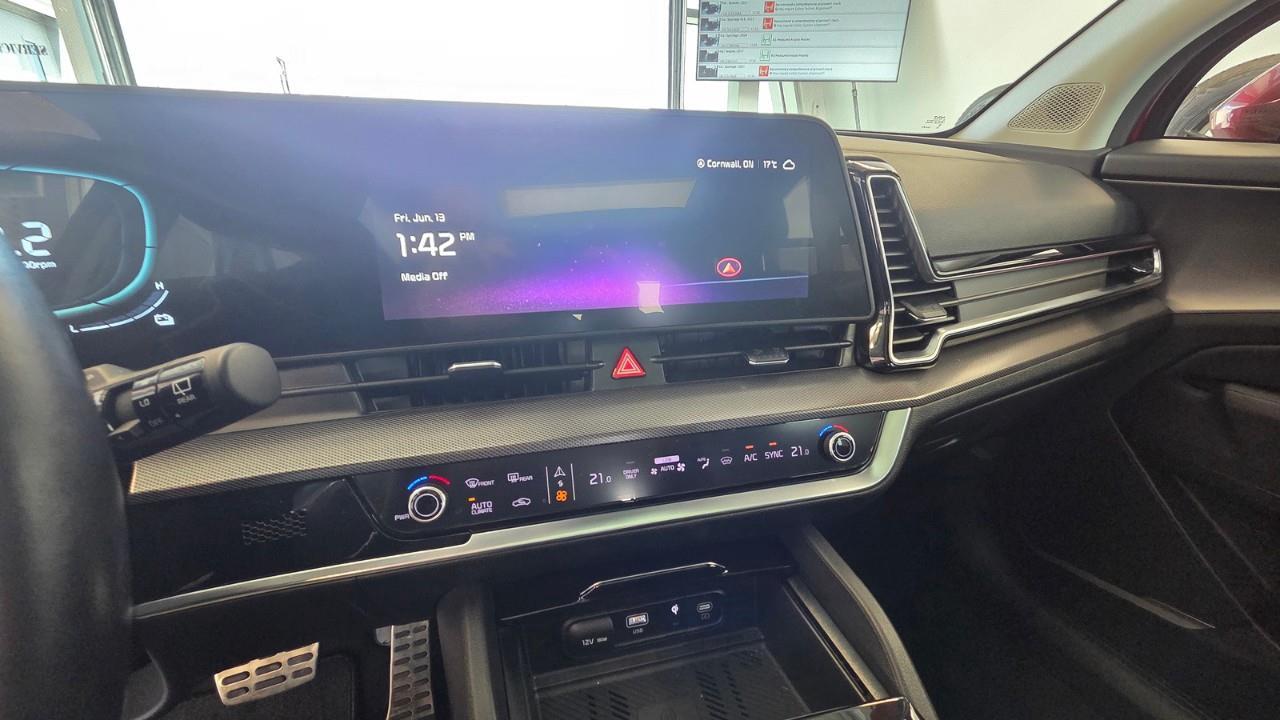 2023 Kia Sportage Plug-In Hybrid EX Premium 4dr All-Wheel Drive Photo