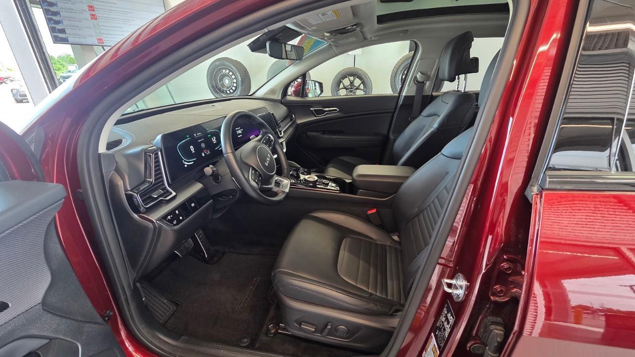 2023 Kia Sportage Plug-In Hybrid EX Premium 4dr All-Wheel Drive Photo