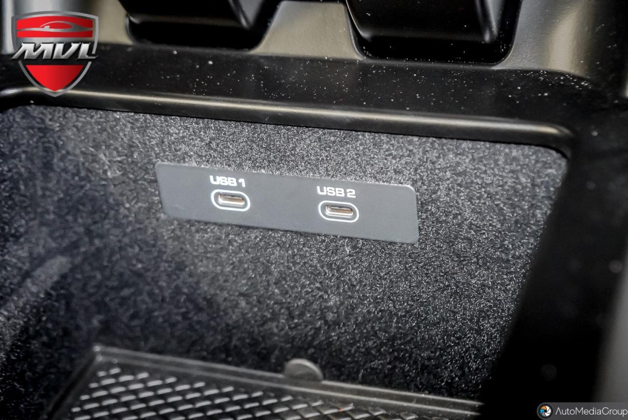 2021 Bentley Bentayga  Photo