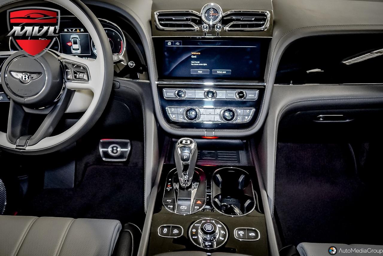 2021 Bentley Bentayga  Photo