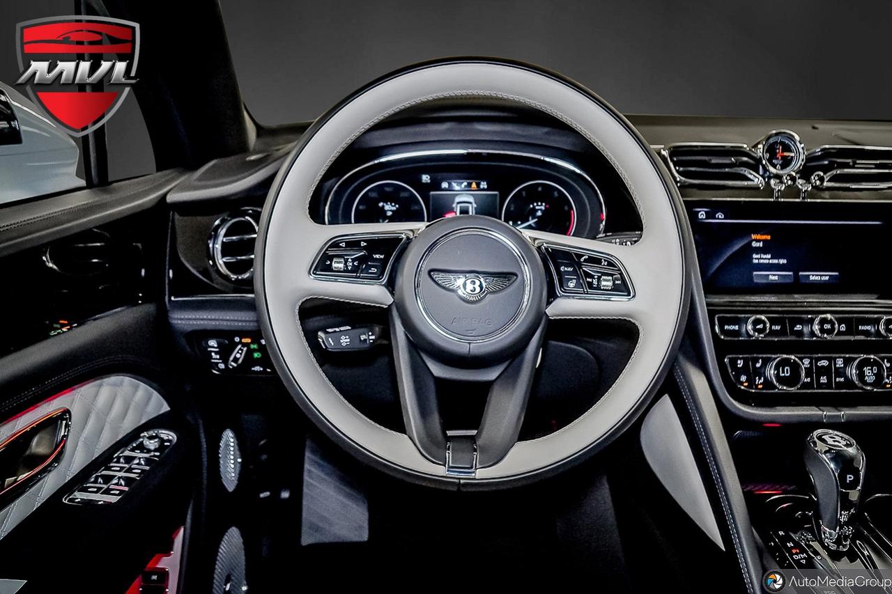 2021 Bentley Bentayga  Photo