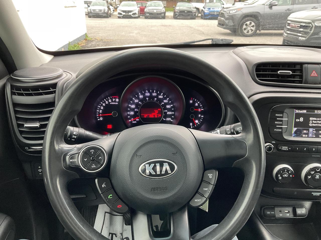 2017 Kia Soul LX (M6) 4dr Hatchback Photo