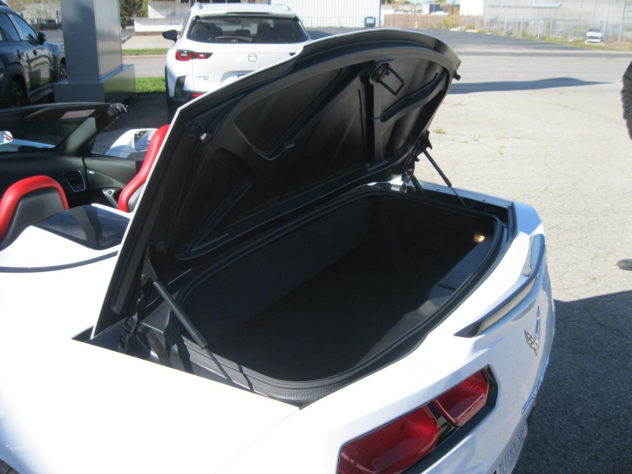 2016 Chevrolet Corvette Stingray 2dr Convertible Photo