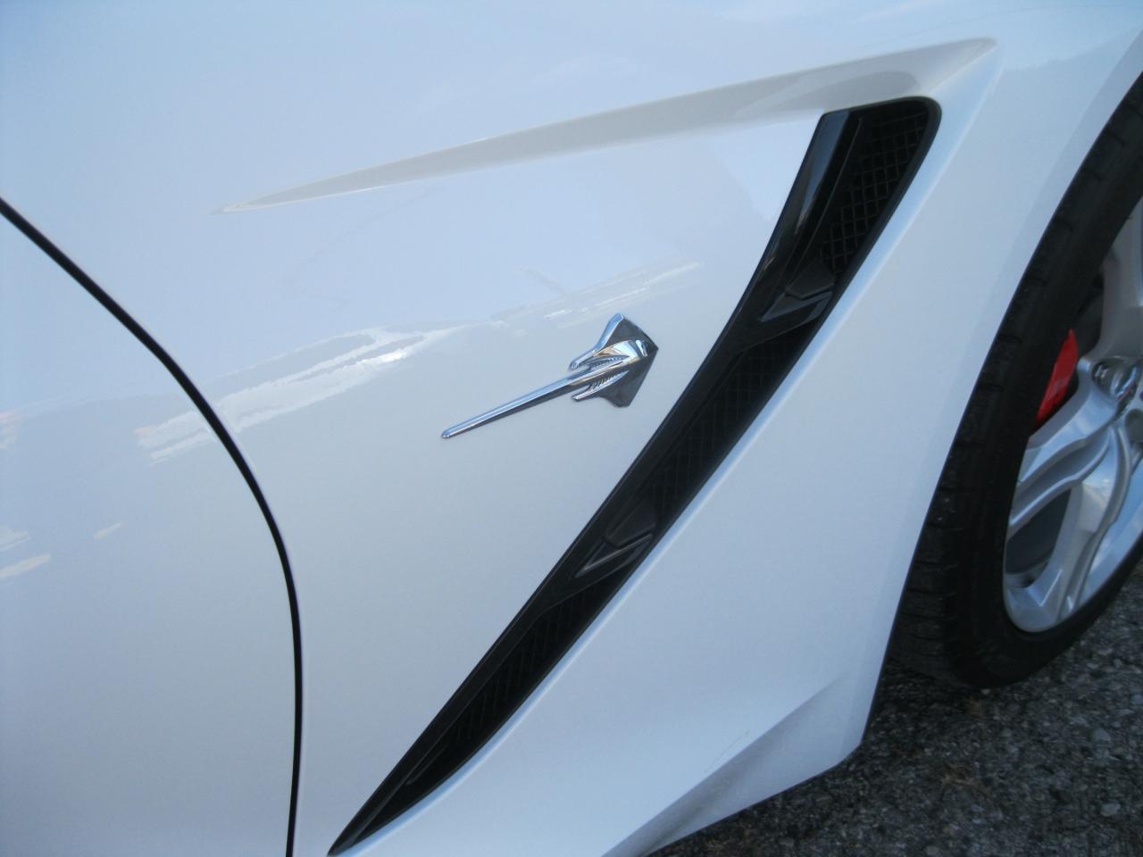 2016 Chevrolet Corvette Stingray 2dr Convertible Photo