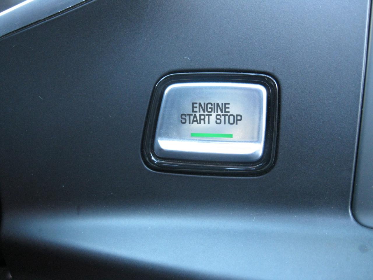 2016 Chevrolet Corvette Stingray 2dr Convertible Photo