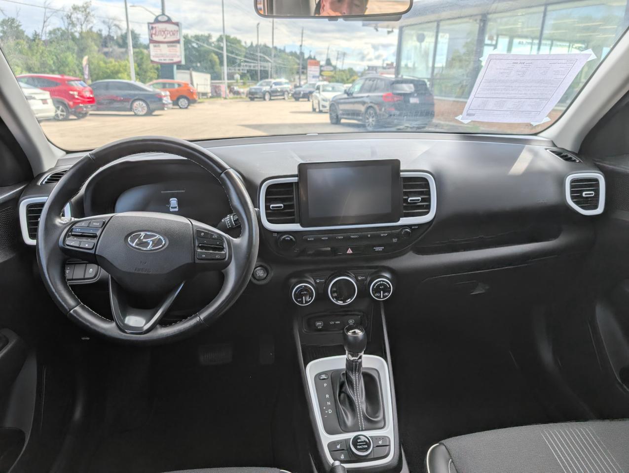 2023 Hyundai Venue Ultimate w/Black Interior 4dr Front-Wheel Drive Photo