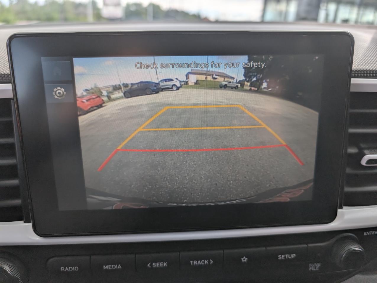 2023 Hyundai Venue Ultimate w/Black Interior 4dr Front-Wheel Drive Photo