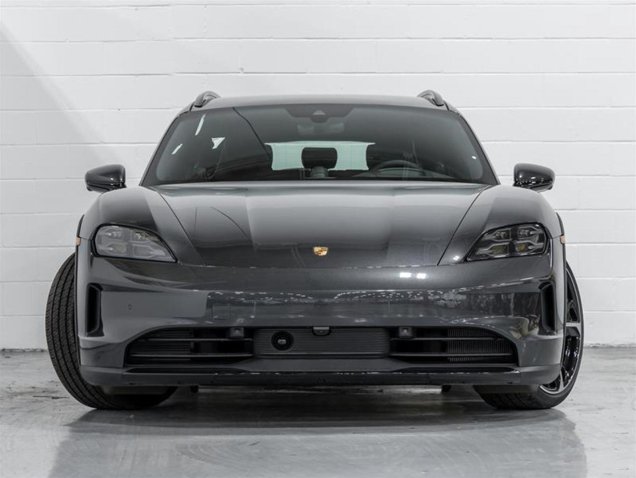 2025 Porsche Taycan  Photo3