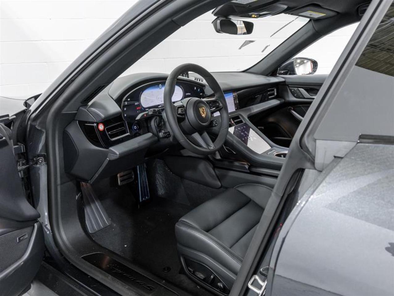 2025 Porsche Taycan  Photo