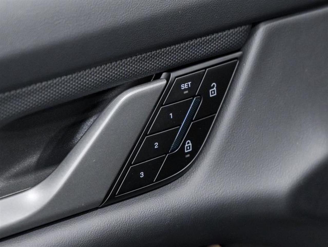 2025 Porsche Taycan  Photo