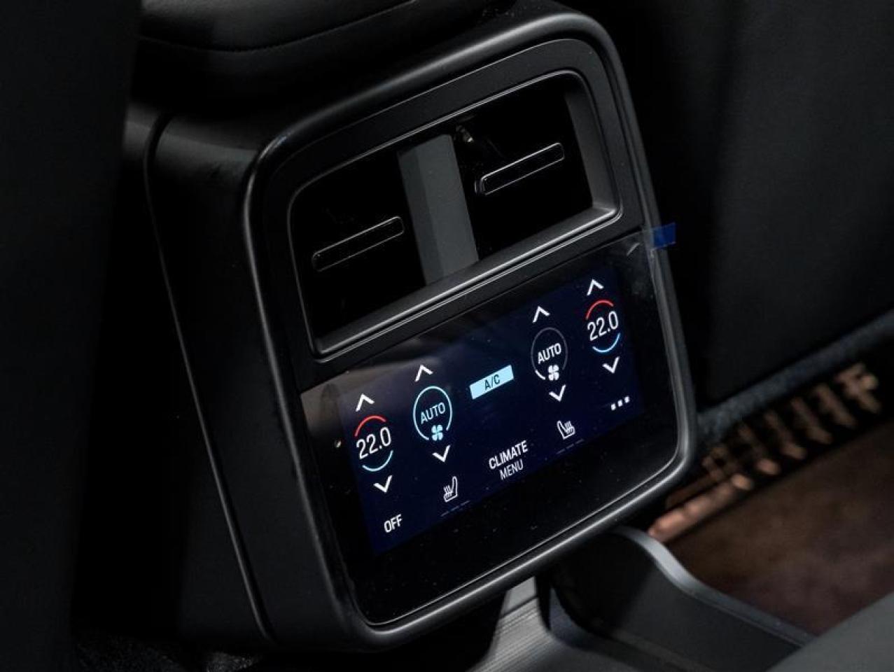 2025 Porsche Taycan  Photo