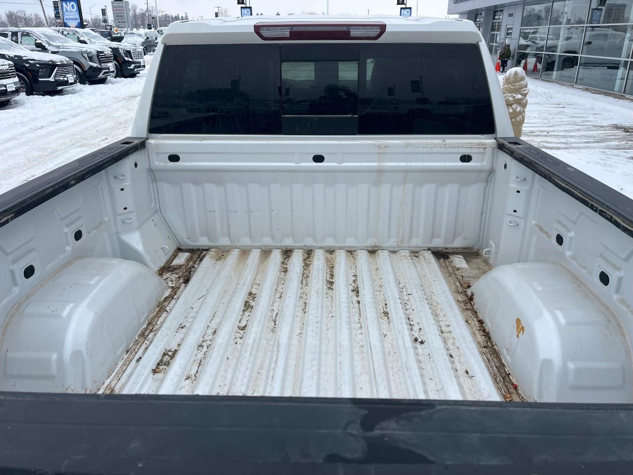 2024 GMC Sierra 1500 Crew Cab Short Box 4-Wheel Drive SLT Photo