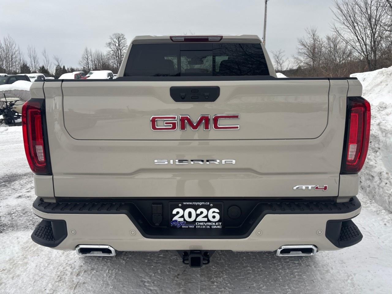 2026 GMC Sierra 1500 Crew Cab Standard Box 4-Wheel Drive AT4 Photo3