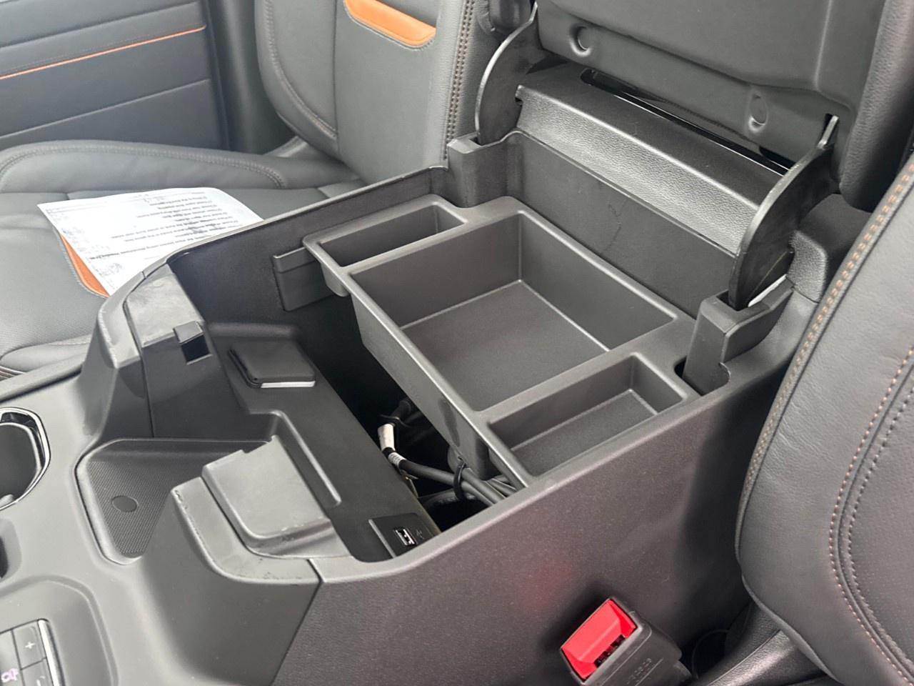 2026 GMC Sierra 1500 Crew Cab Standard Box 4-Wheel Drive AT4 Photo