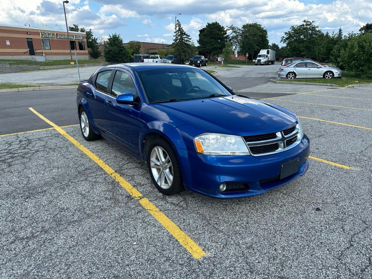 2013 Dodge Avenger 4dr Sdn SXT Photo