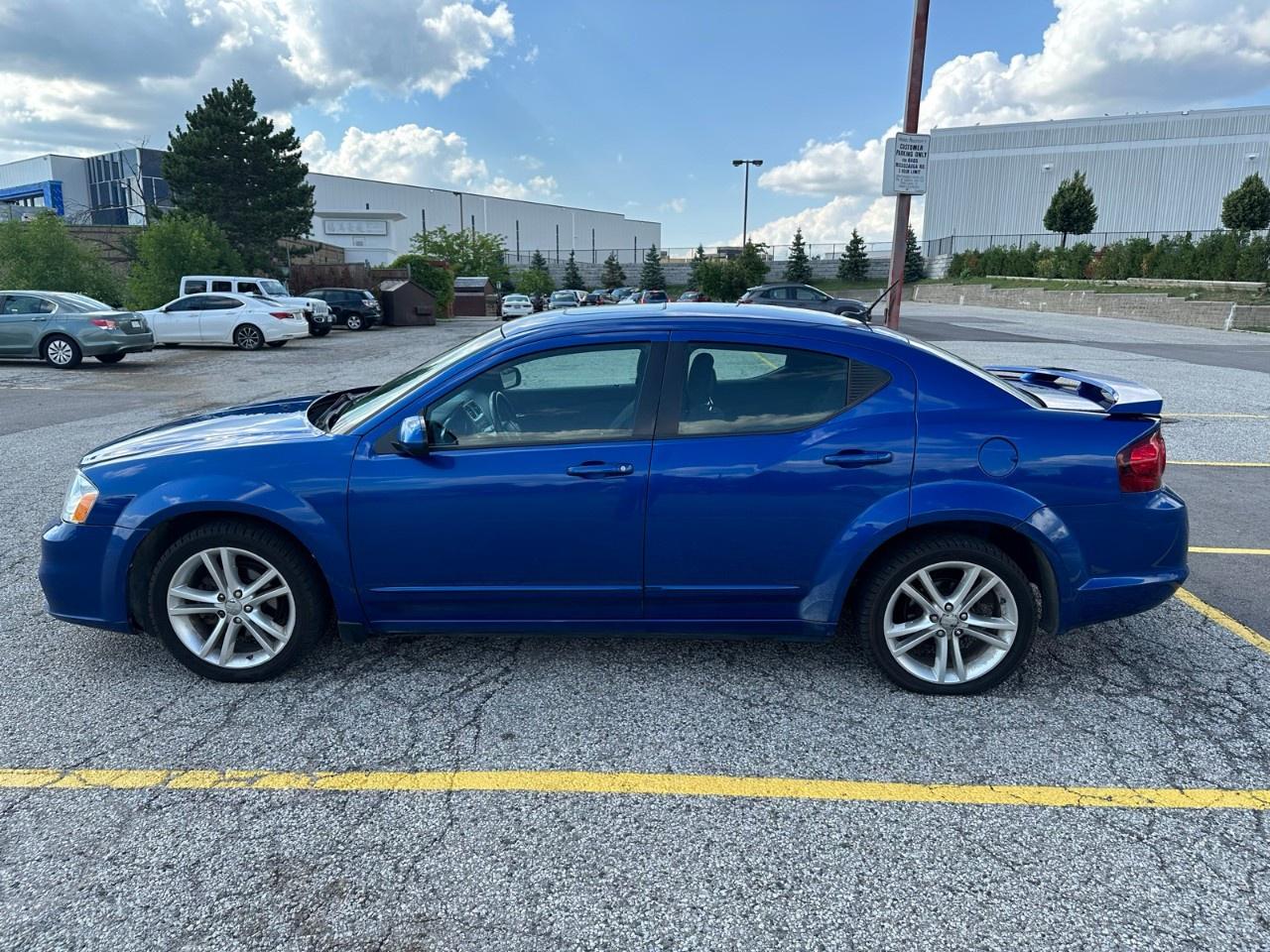 2013 Dodge Avenger 4dr Sdn SXT Photo