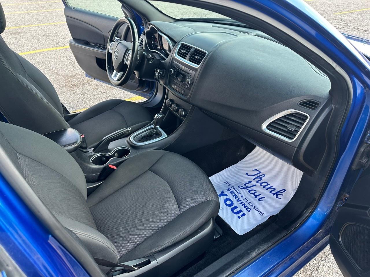 2013 Dodge Avenger 4dr Sdn SXT Photo