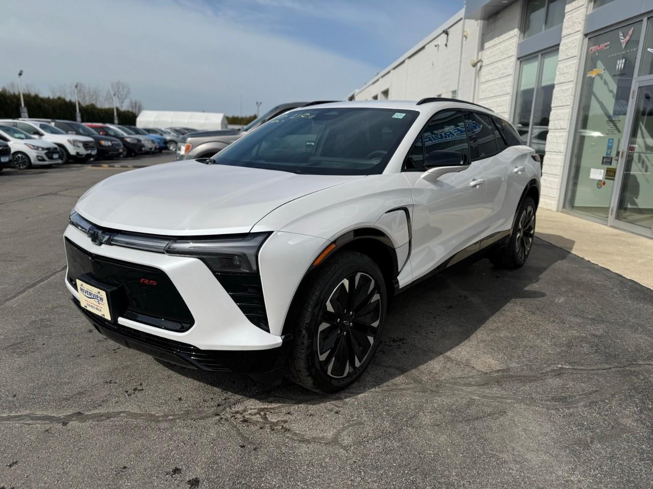 2025 Chevrolet Blazer EV RS 4dr All-Wheel Drive Photo3