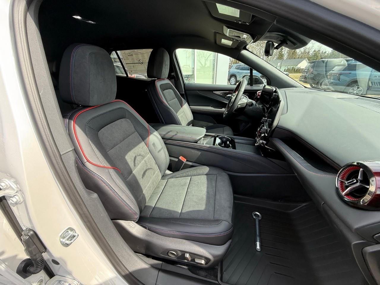 2025 Chevrolet Blazer EV RS 4dr All-Wheel Drive Photo