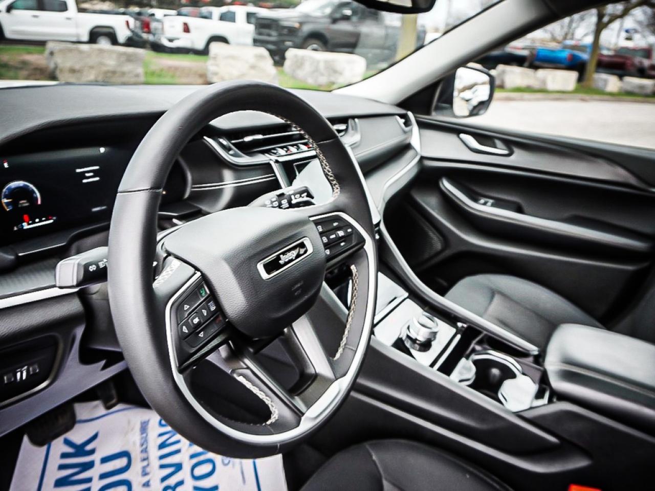 2023 Jeep Grand Cherokee  Photo