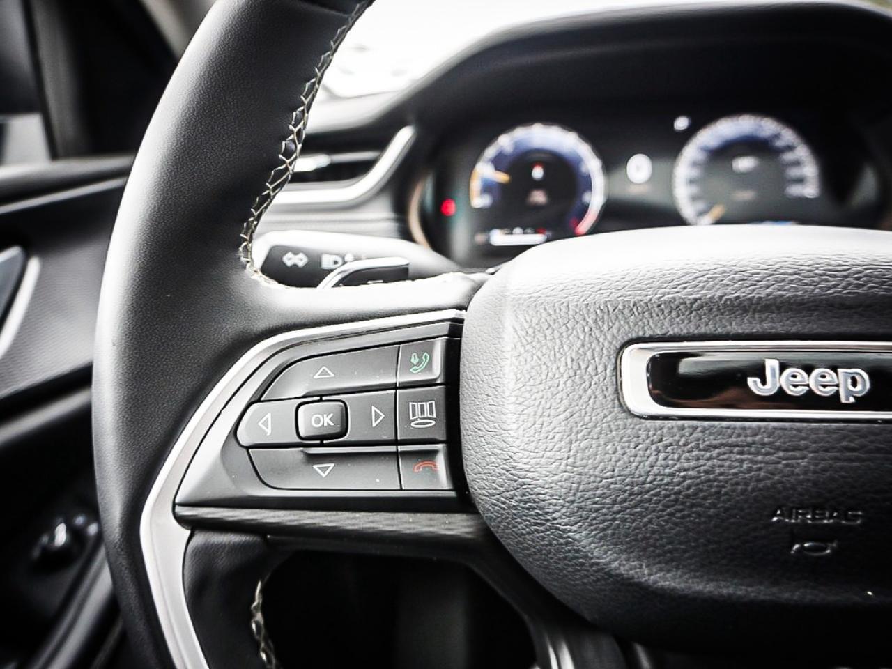 2023 Jeep Grand Cherokee  Photo