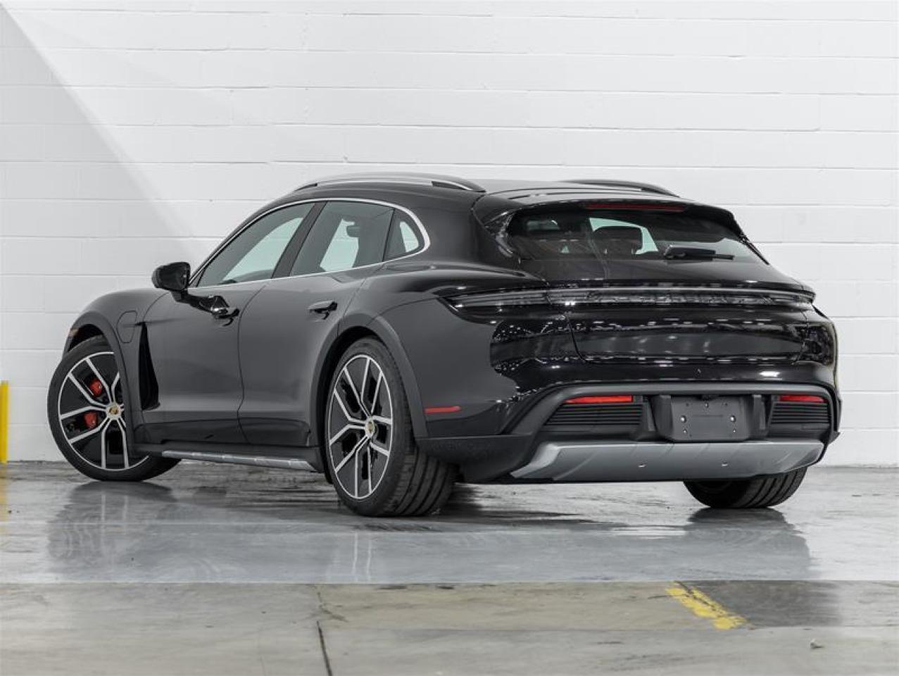 2025 Porsche Taycan  Photo