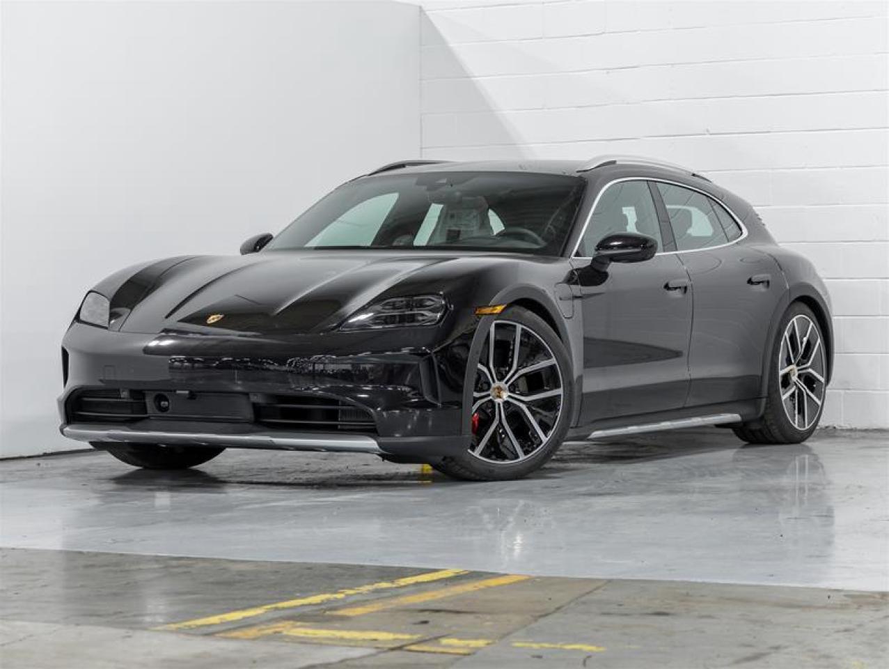 2025 Porsche Taycan  Photo0