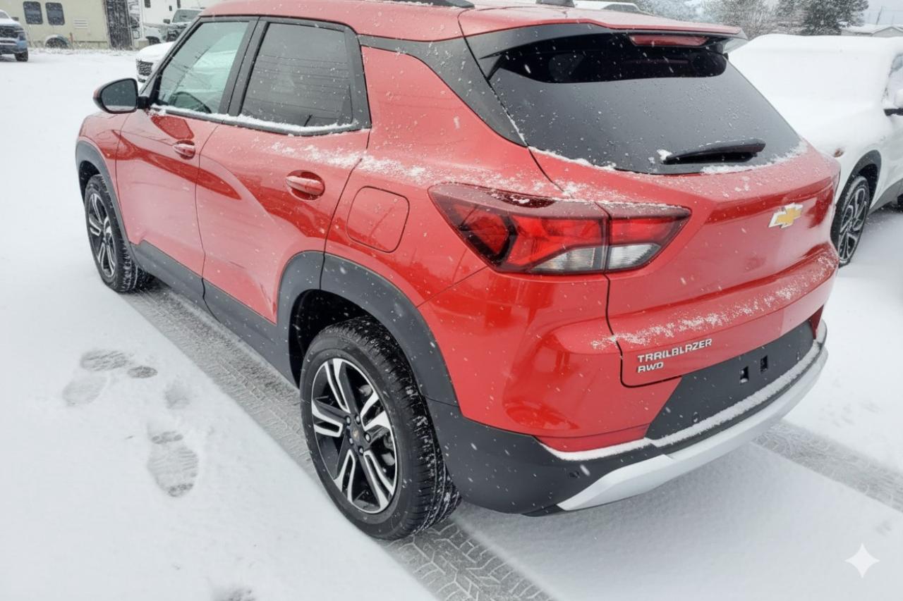2026 Chevrolet TrailBlazer AWD 4dr LT Photo3