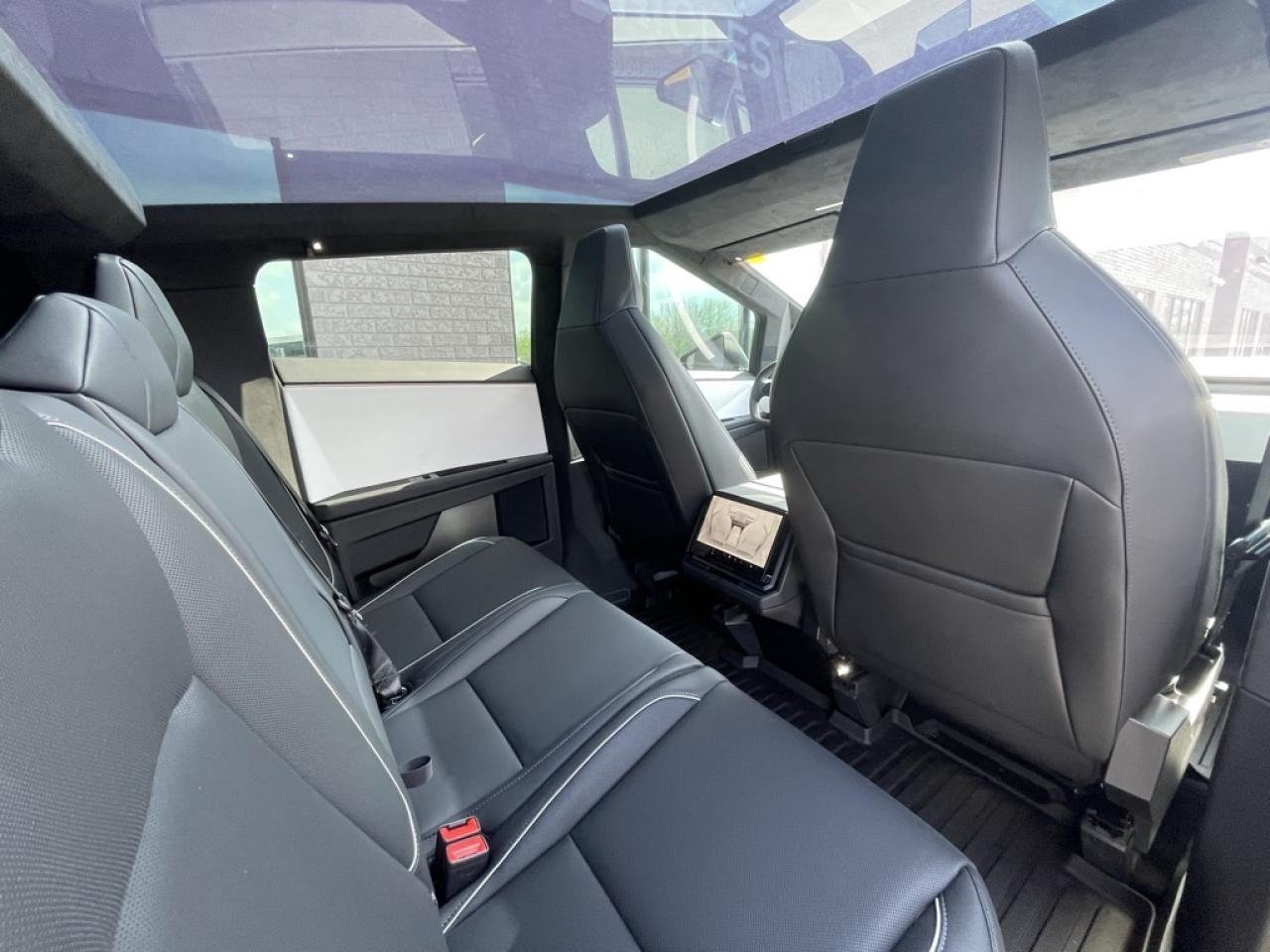 2024 Tesla Cybertruck AWD FOUNDATION SERIES   1 Owner   Clean! Photo