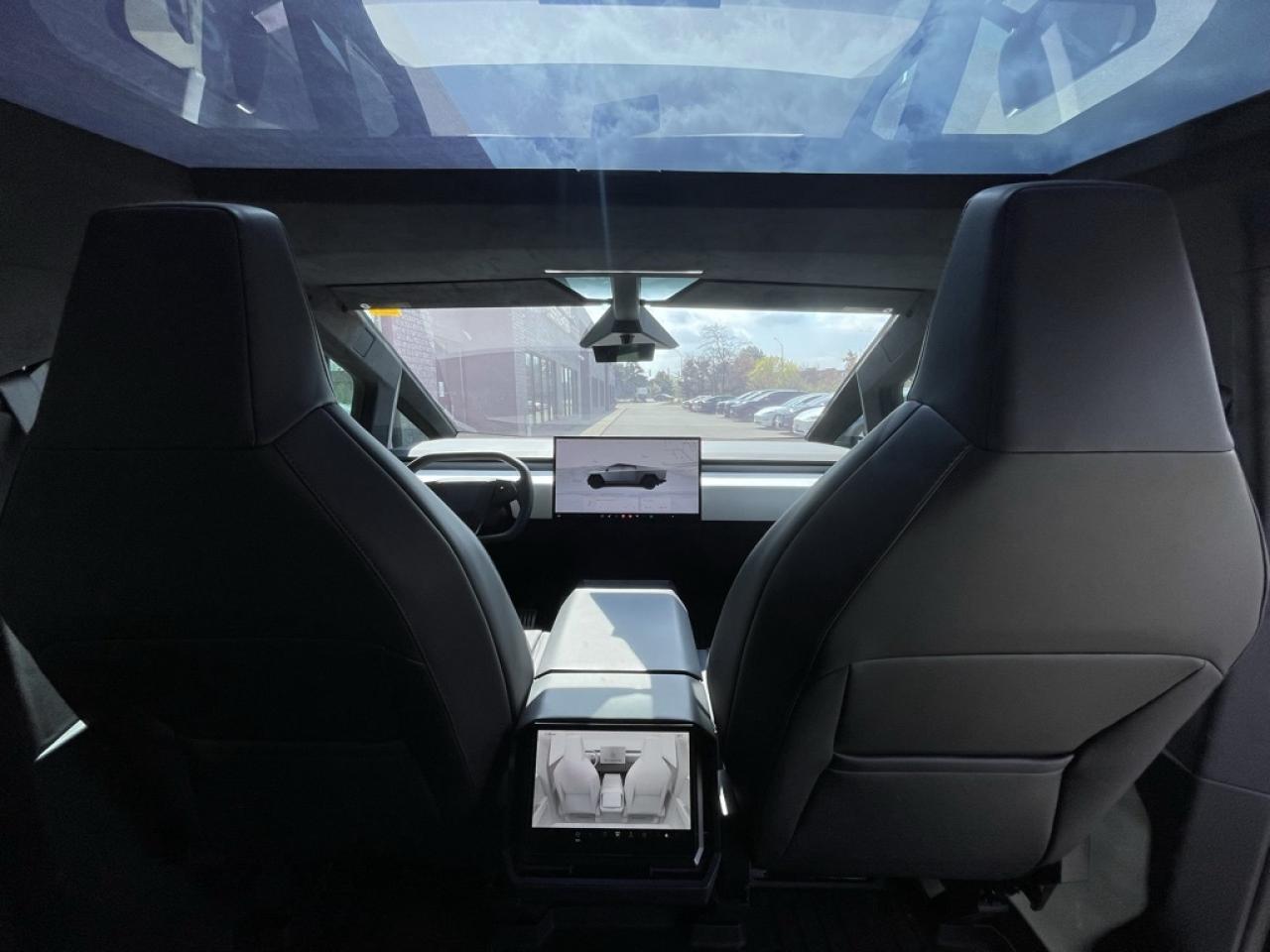 2024 Tesla Cybertruck AWD FOUNDATION SERIES   1 Owner   Clean! Photo