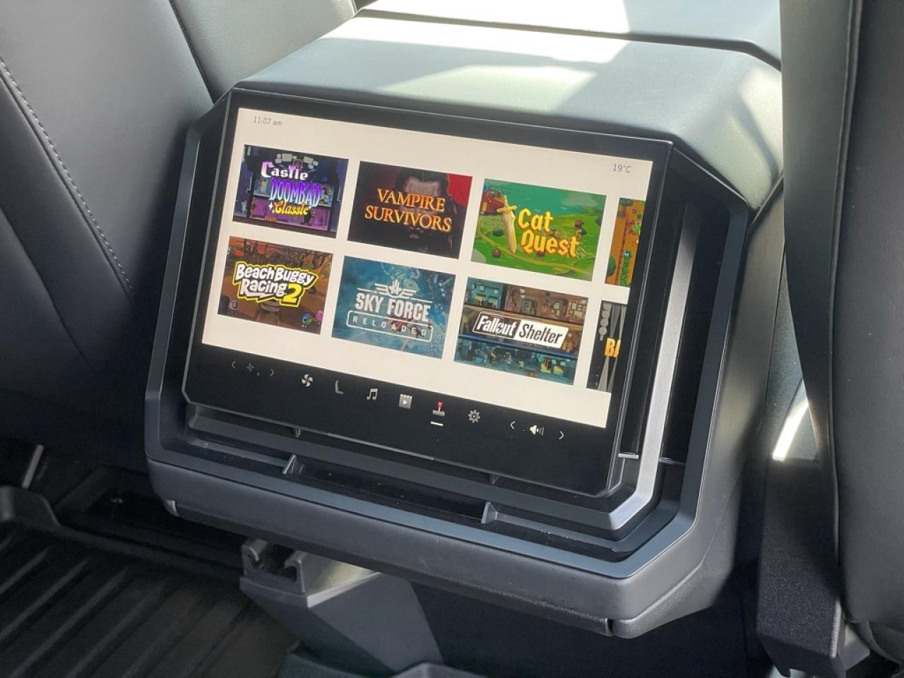 2024 Tesla Cybertruck AWD FOUNDATION SERIES   1 Owner   Clean! Photo