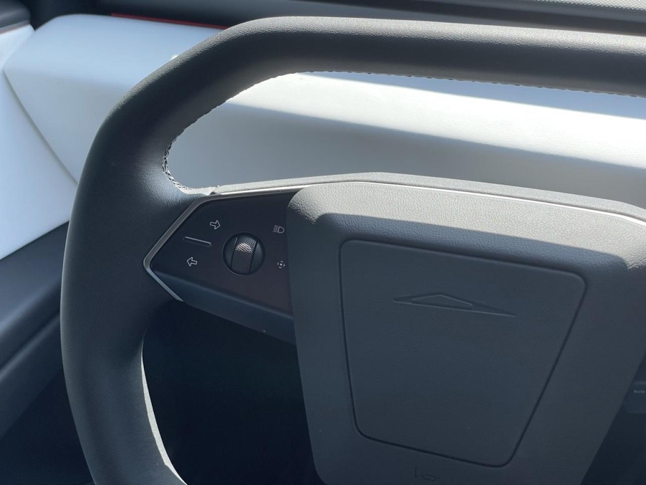 2024 Tesla Cybertruck AWD FOUNDATION SERIES   1 Owner   Clean! Photo