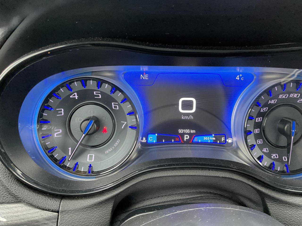 2022 Chrysler 300 Touring L 4dr Rear-Wheel Drive Sedan Photo