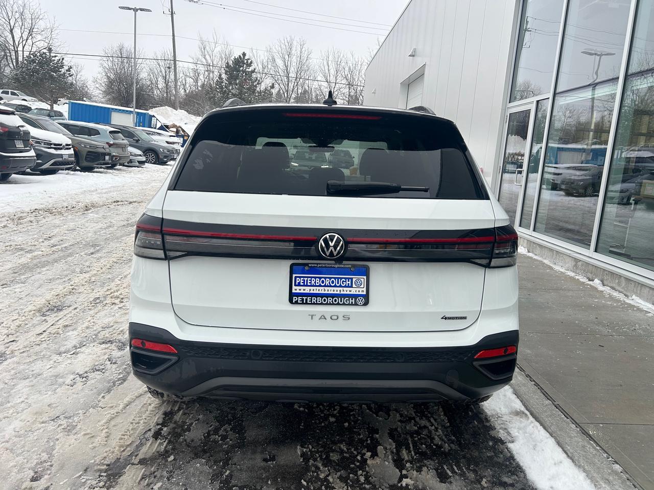 2025 Volkswagen Taos Comfortline Black Edition 4dr All-Wheel Drive 4MOTION Photo