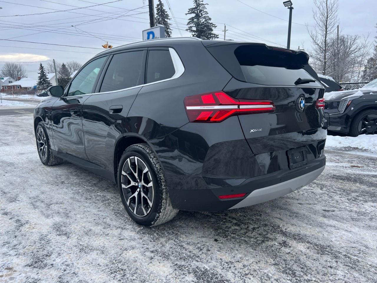 2025 BMW X3 30 xDrive Sports Activity Vehicle Photo2