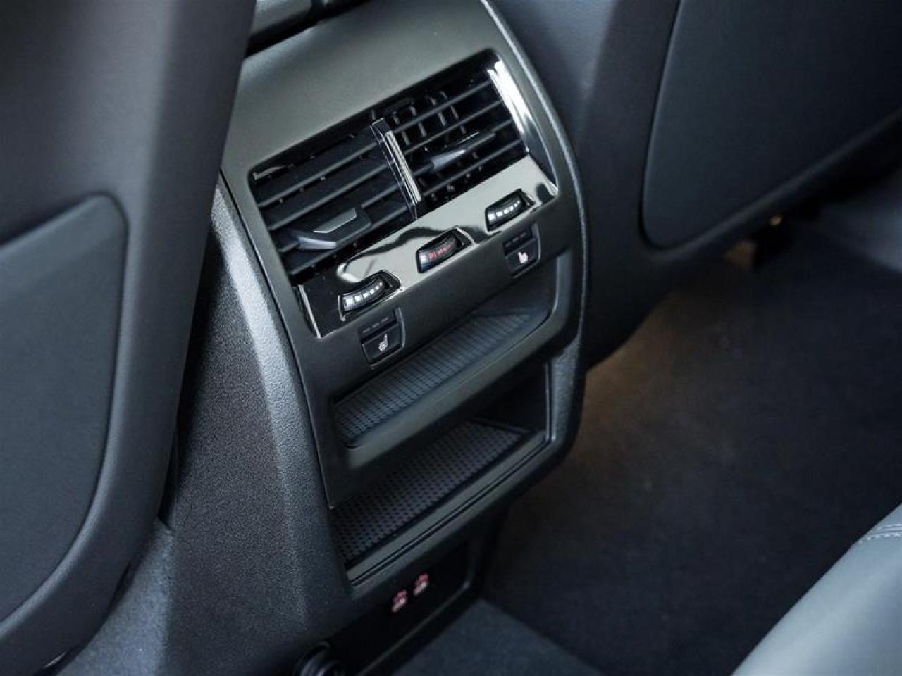 2026 BMW X5 M60i xDrive 4dr All-Wheel Drive Sports Activity Vehicle Photo