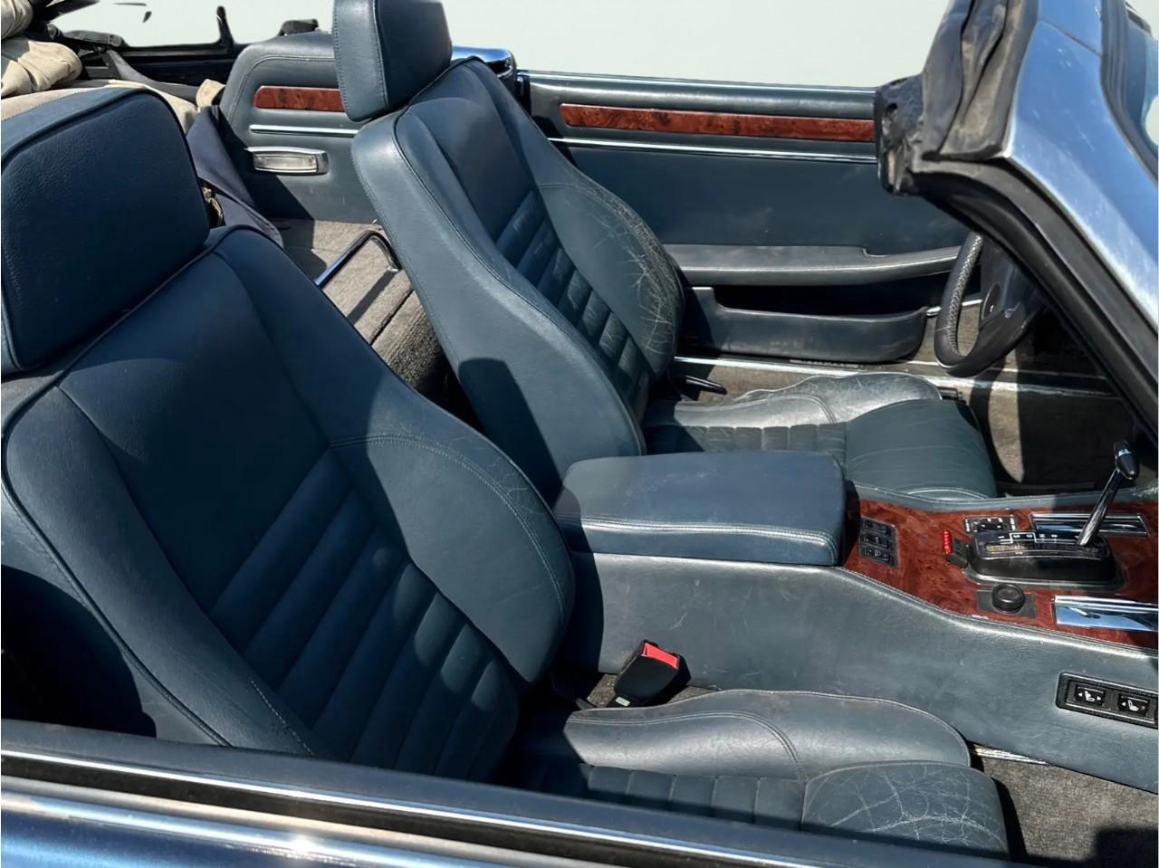 1989 Jaguar XJ  Photo