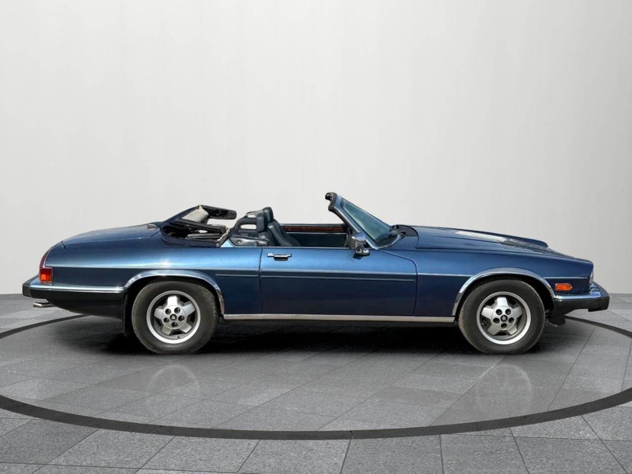 1989 Jaguar XJ  Photo