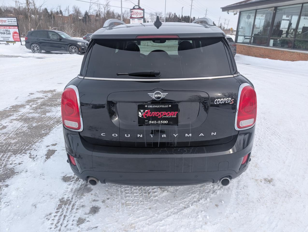 2020 MINI Countryman Cooper S 4dr All-Wheel Drive ALL4 Sport Utility Photo3