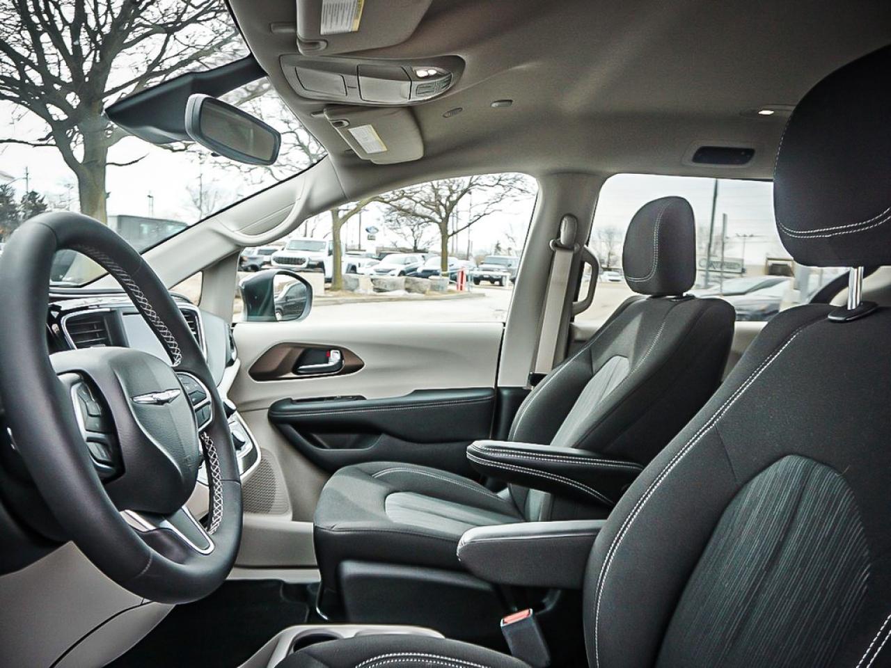 2024 Chrysler Grand Caravan  Photo