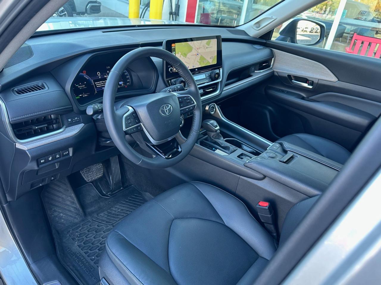 2024 Toyota Grand Highlander Hybrid Limited 4dr All-Wheel Drive Photo